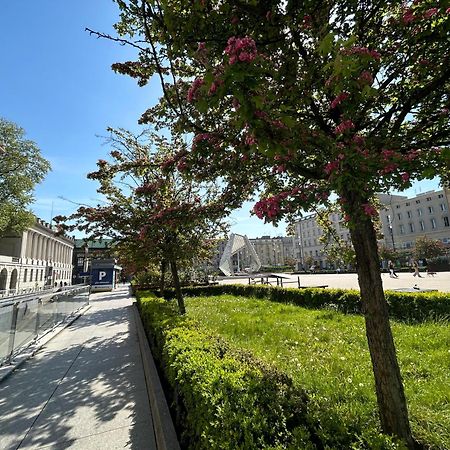 Apartamenty Pl. Wolnosci 6 Poznań Buitenkant foto