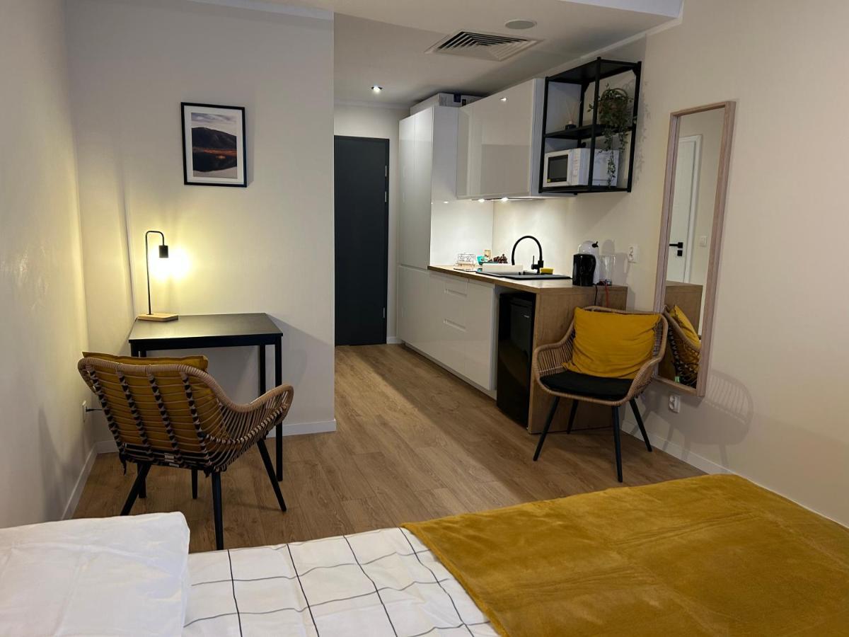Apartamenty Pl. Wolnosci 6 Poznań Buitenkant foto