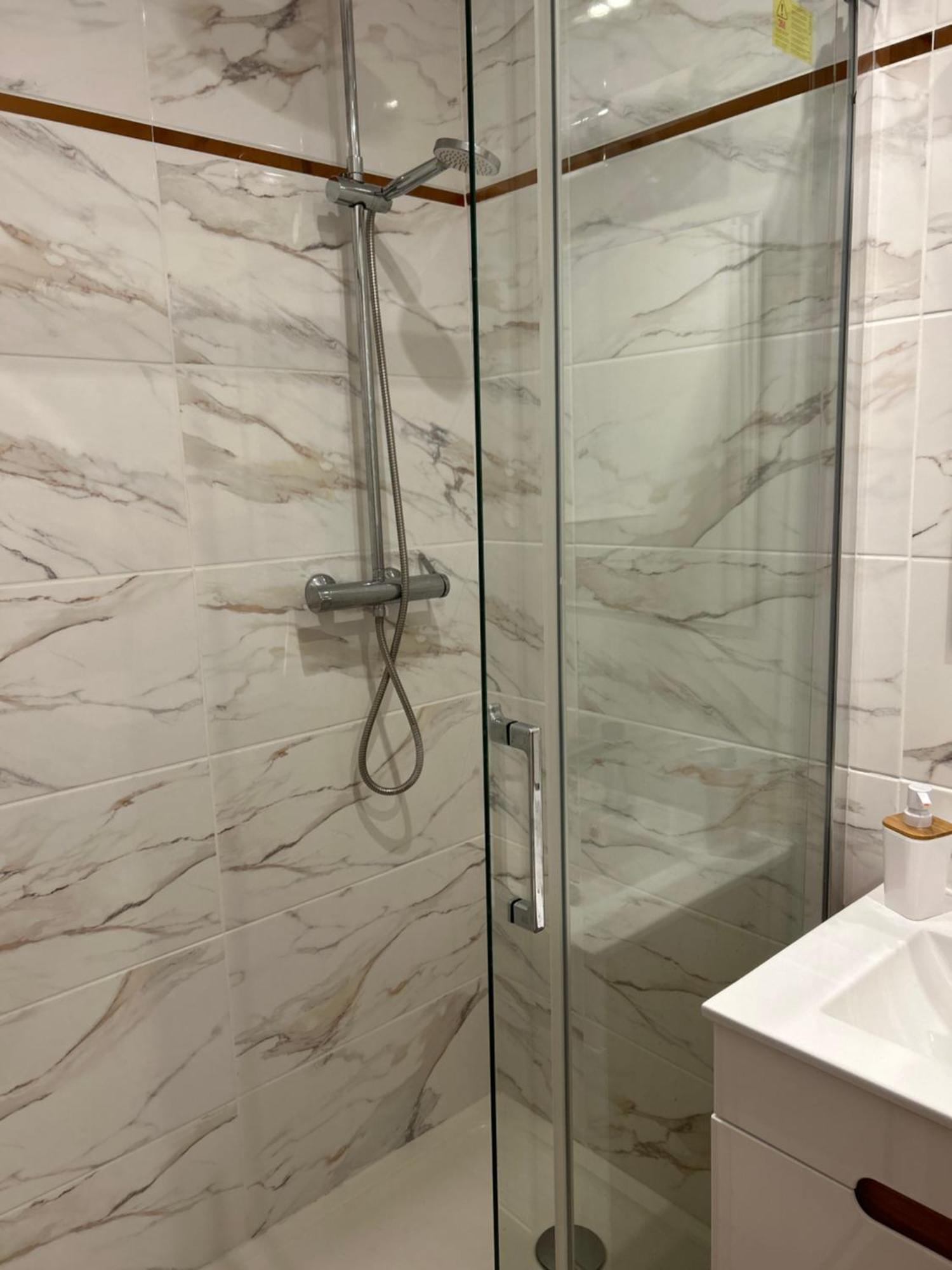 Apartamenty Pl. Wolnosci 6 Poznań Buitenkant foto
