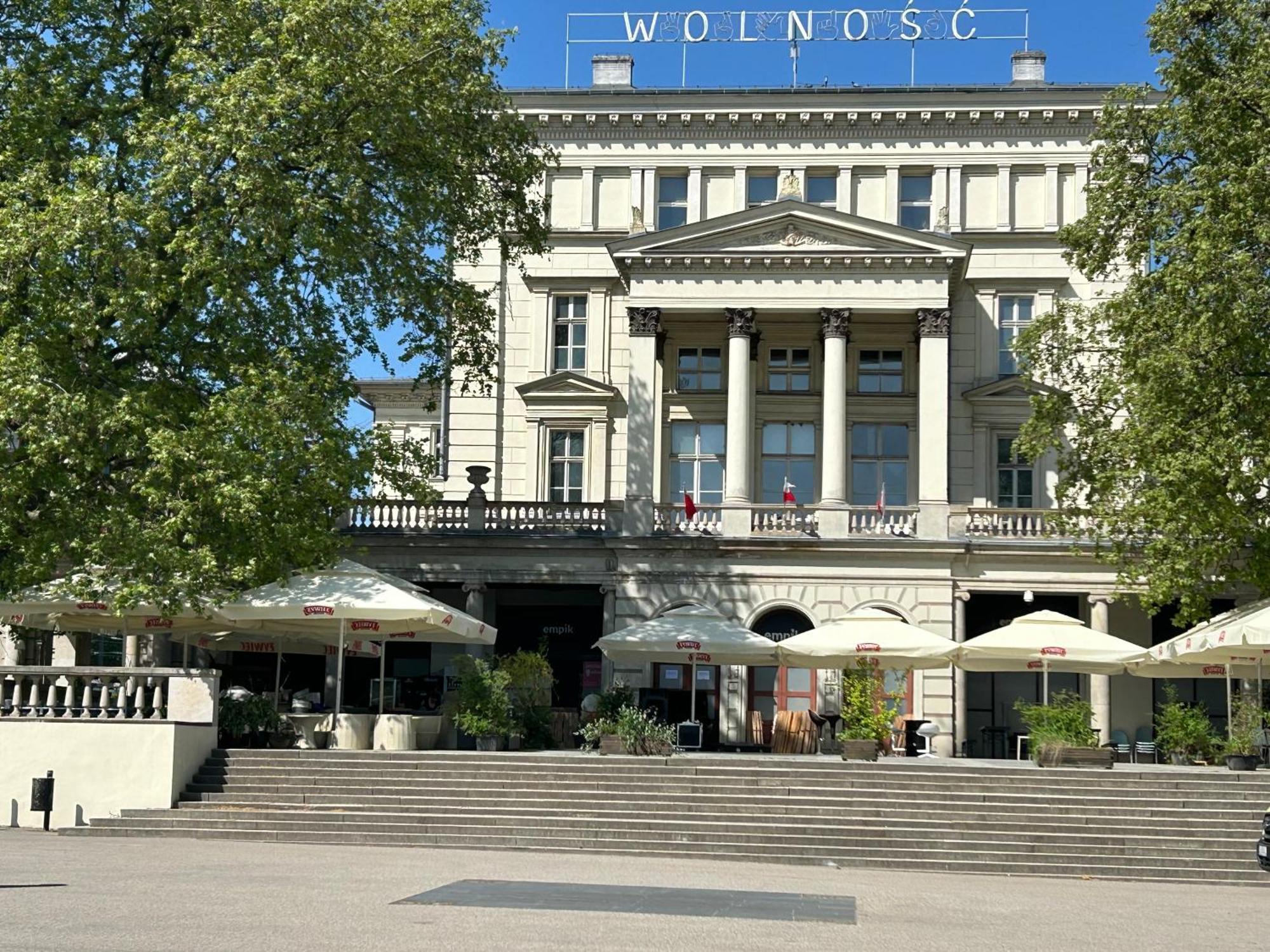 Apartamenty Pl. Wolnosci 6 Poznań Buitenkant foto